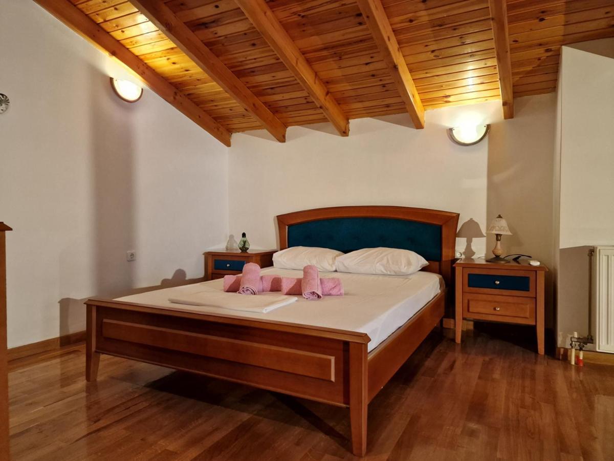Villa Liana : Luxury Villa With Fantastic Sea View, Near Airport Porto Rafti Bagian luar foto