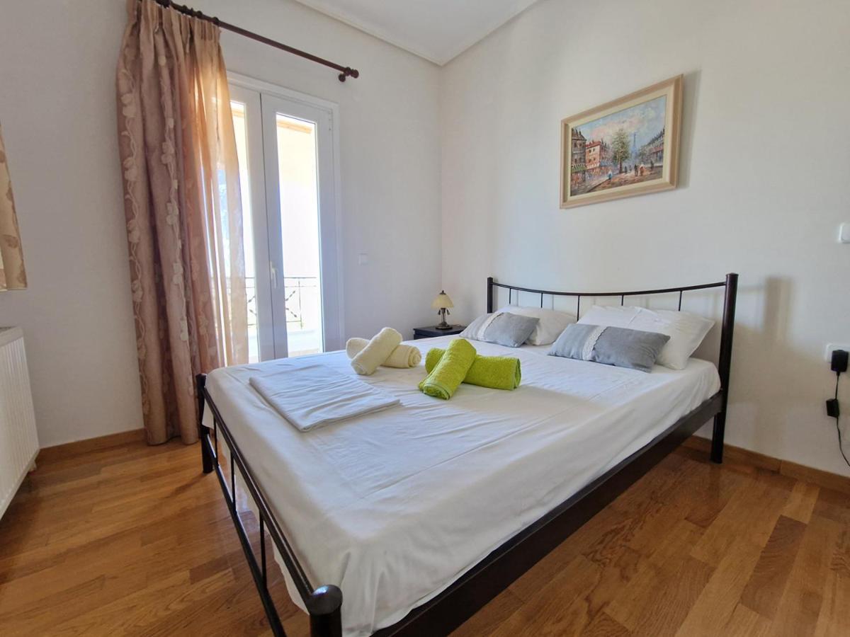 Villa Liana : Luxury Villa With Fantastic Sea View, Near Airport Porto Rafti Bagian luar foto