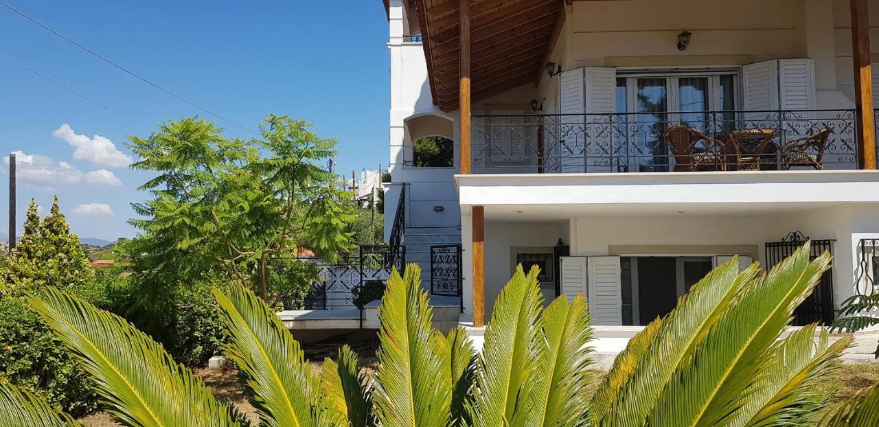 Villa Liana : Luxury Villa With Fantastic Sea View, Near Airport Porto Rafti Bagian luar foto
